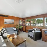 Klassische Motoryacht Ocean Motion Hotel na wodzie *