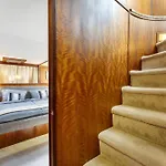 Hotel na wodzie Klassische Motoryacht Ocean Motion