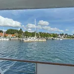 Klassische Motoryacht Ocean Motion Eckernförde